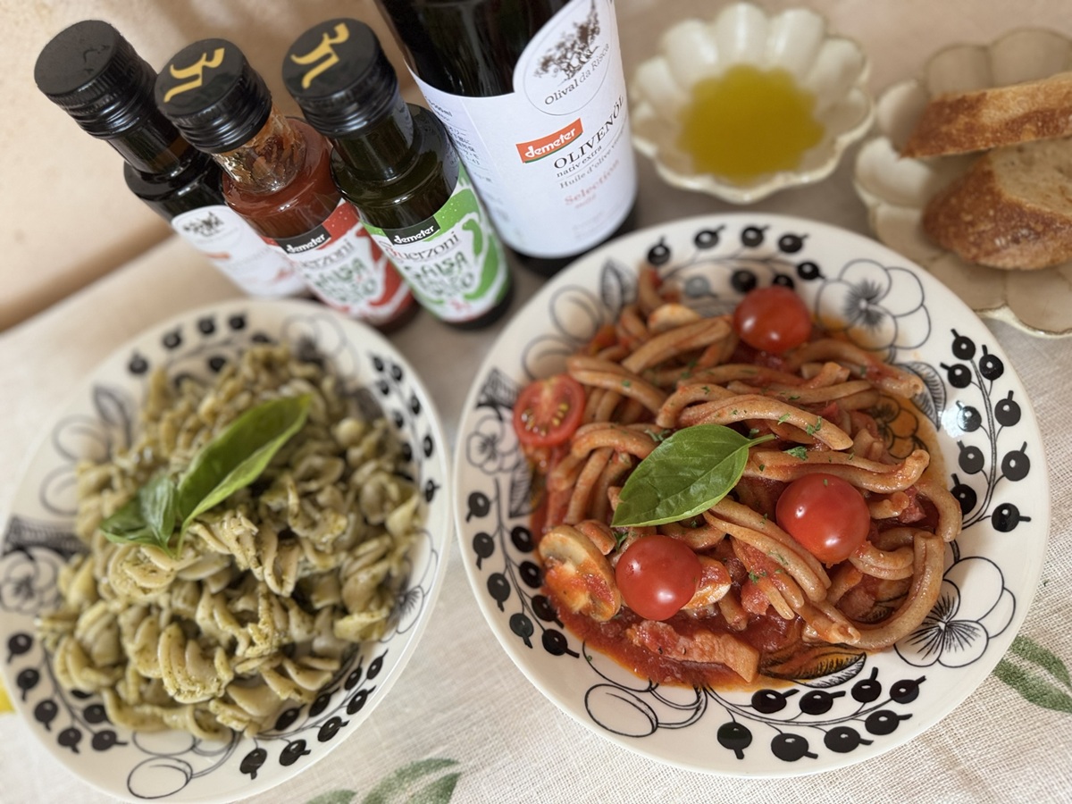 カーサモリミの古代小麦パスタを使ったバジルソースパスタとトマトソースパスタ